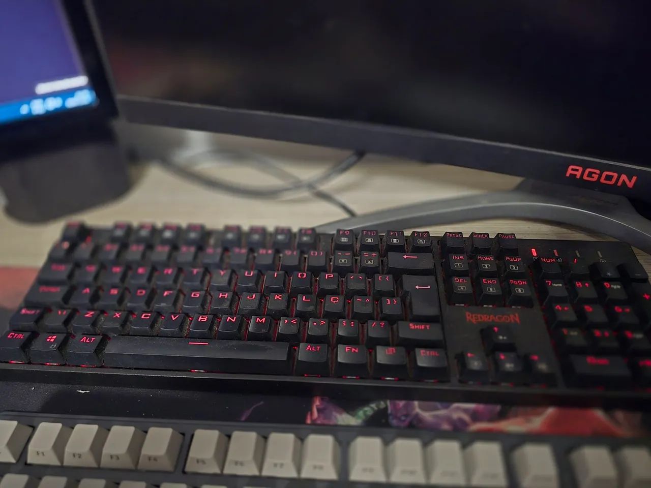 Teclado Redragon k551 abnt full size - Foto 2