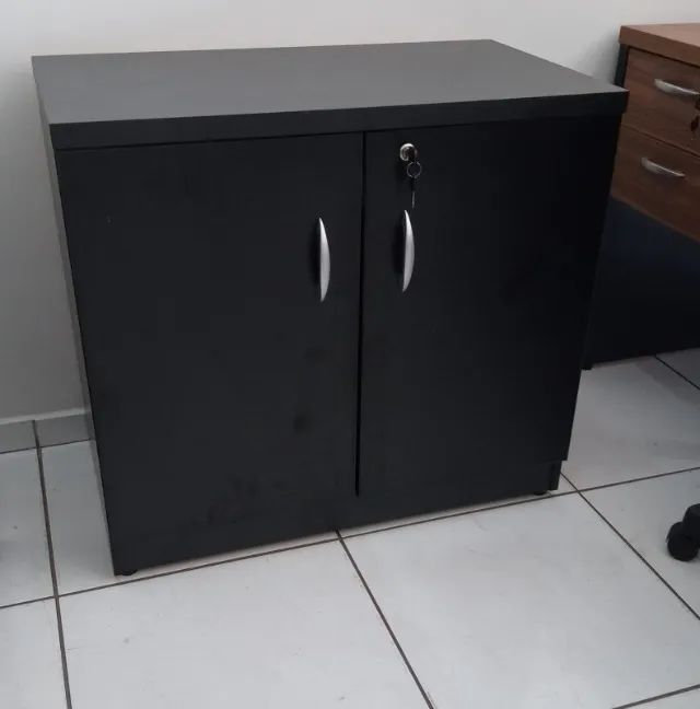 ARMÁRIOS DE ESCRITÓRIOS VARIOS MODELOS 