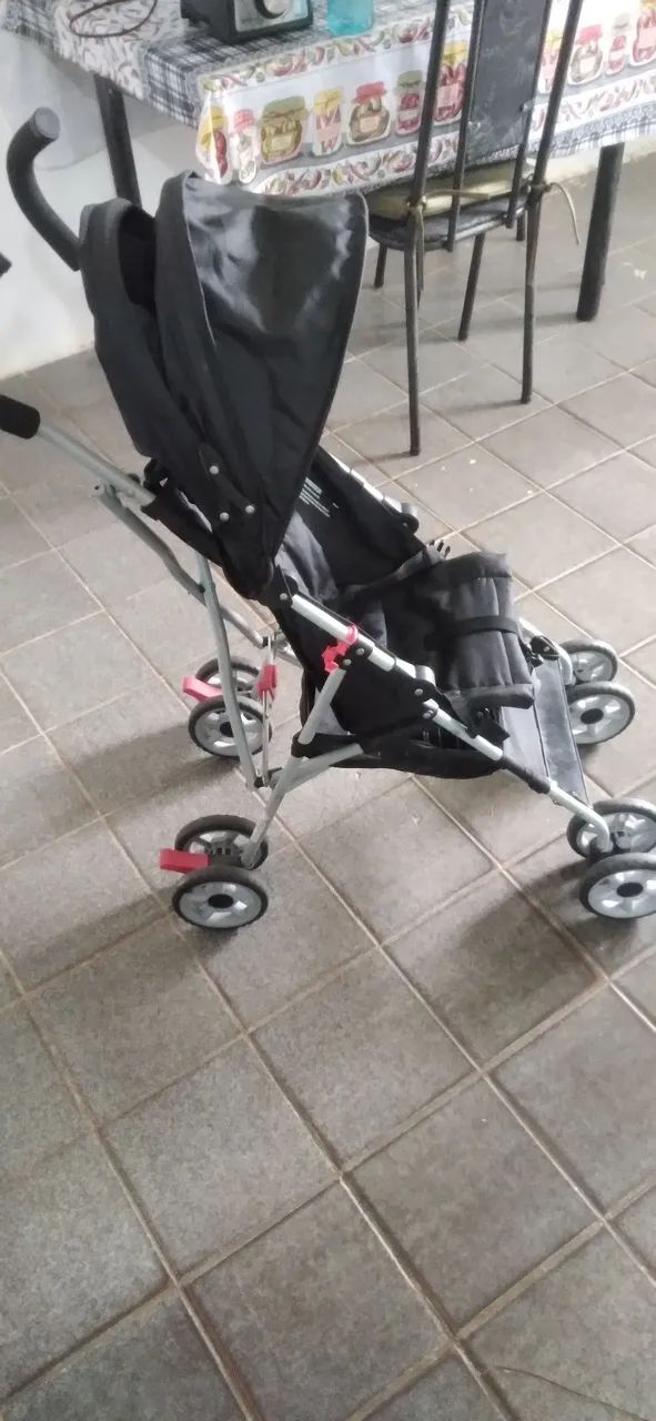 Vendo carrinho de bebê- Kolcraft / R$400,00 - Foto 4