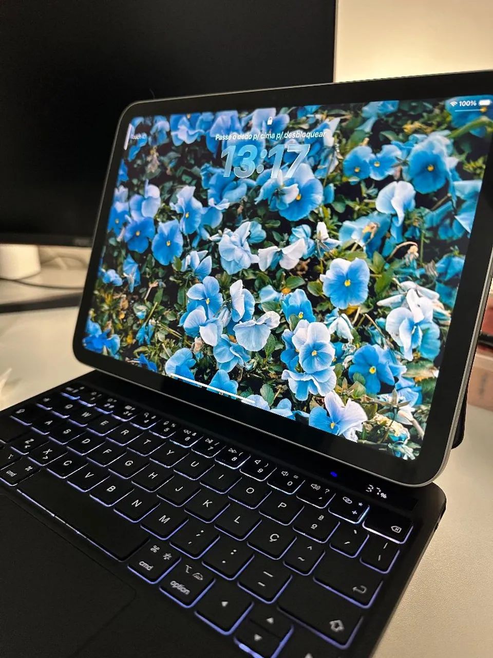 iPad 10ª com capa teclado  - Foto 3