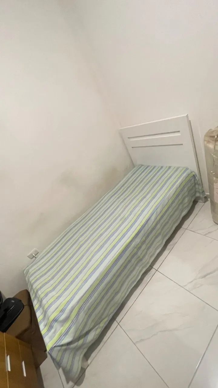 Cama solteirão em bloco de madeira  - Foto 4