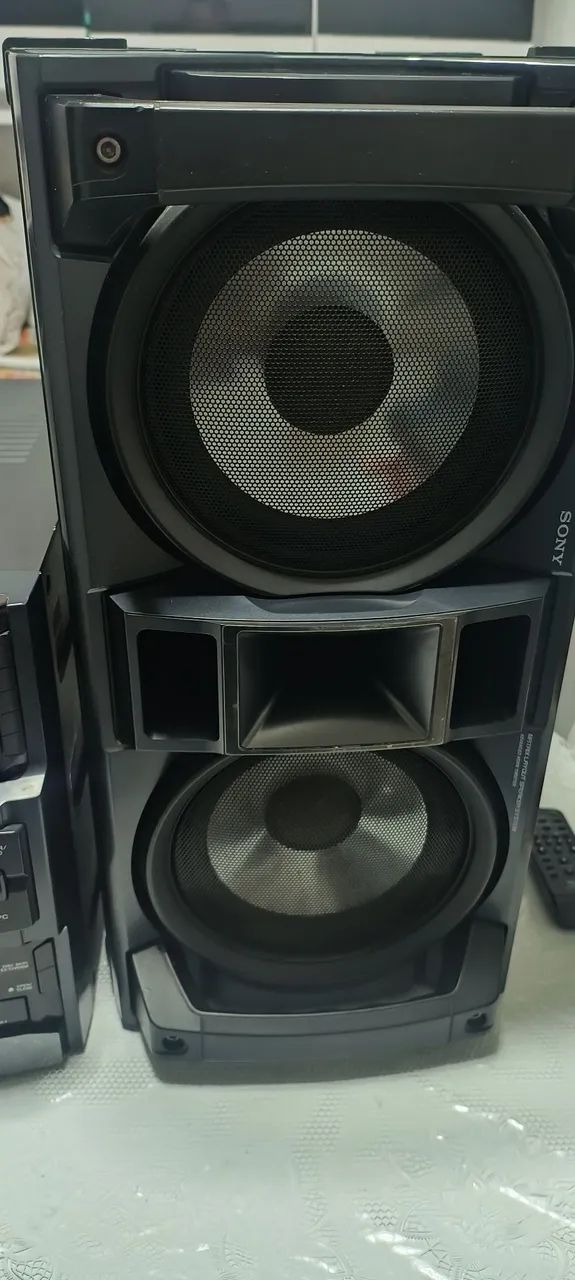 MINI SYSTEM SONY MHC GTR66H COM 700 WATTS RMS DE POTÊNCIA.  - Foto 4