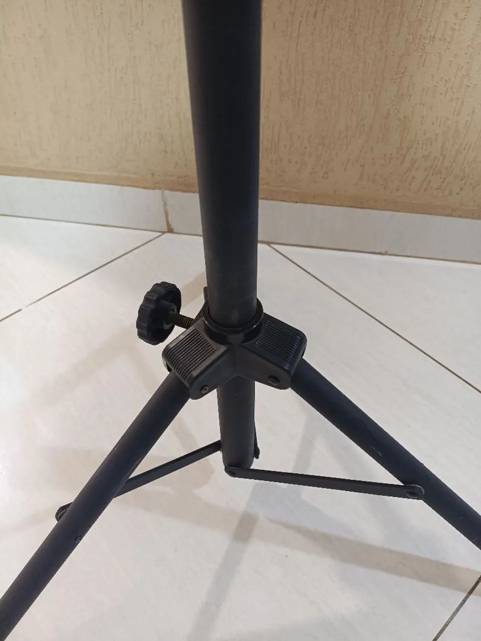 Estante para partitura e tablet. CIFRAS. - Foto 4