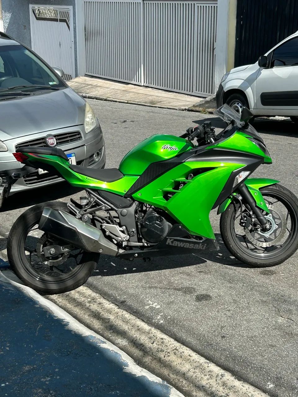 Ninja 300 - Foto 2