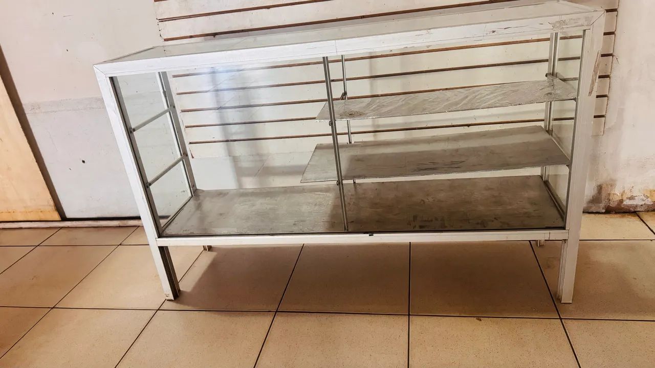 Vitrine de vidro e alumínio 100 - Foto 3