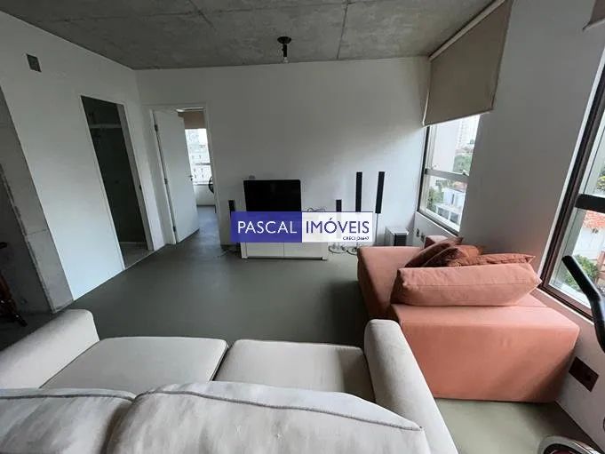 Apartamento 01 dormitórios Campo Belo