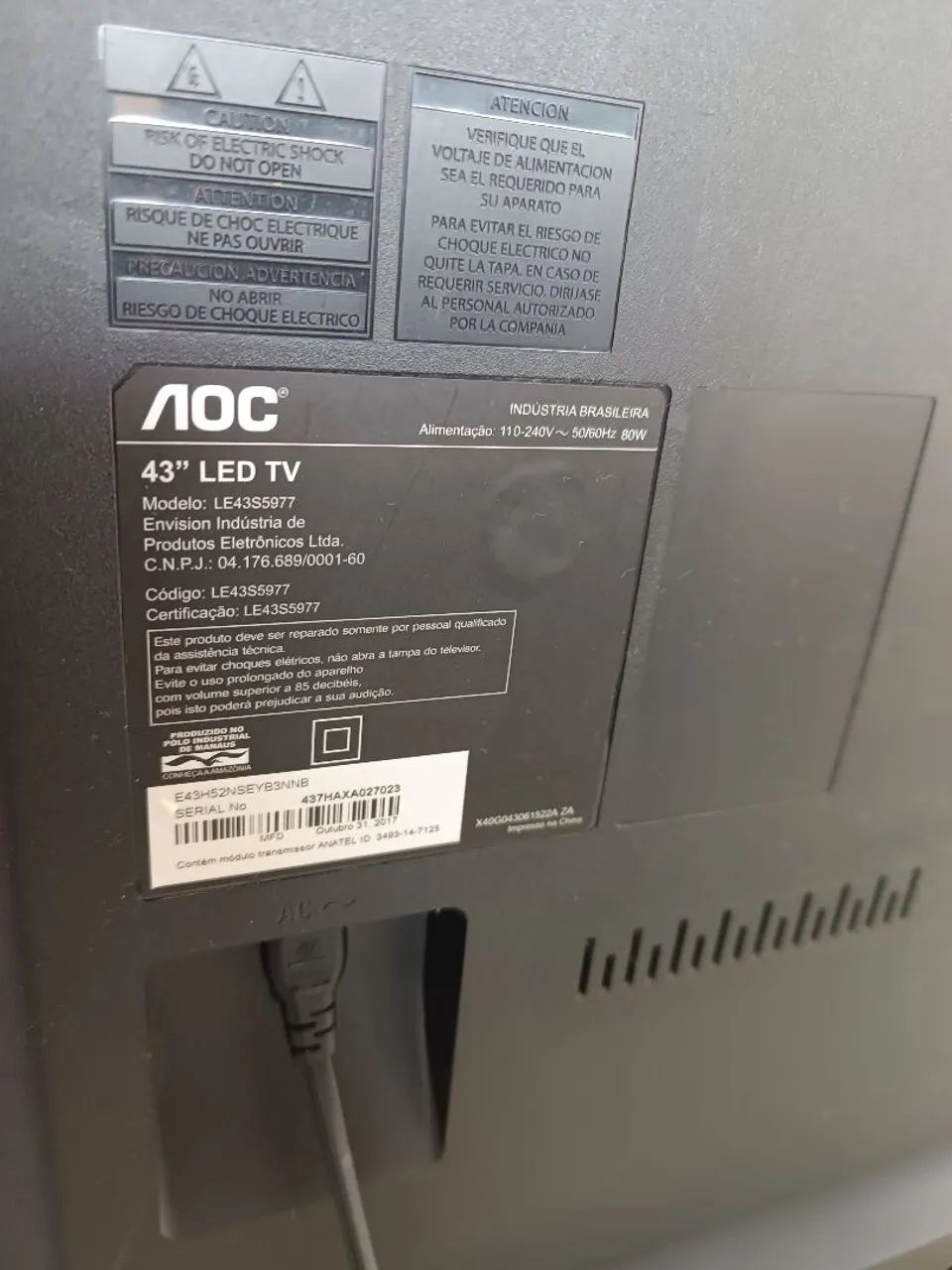 Tv p/ retirada de peças 