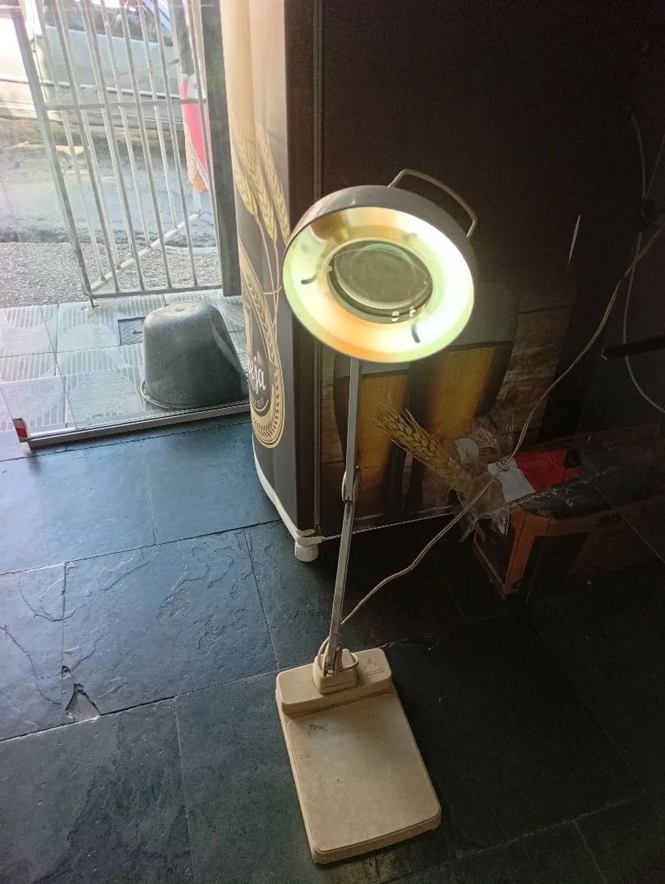 Lupa de mesa profissional 