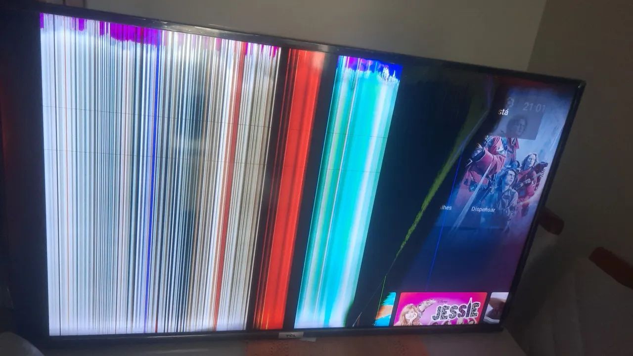 Tv tcl 40 polegadas ( tela quebrada ) - Foto 2