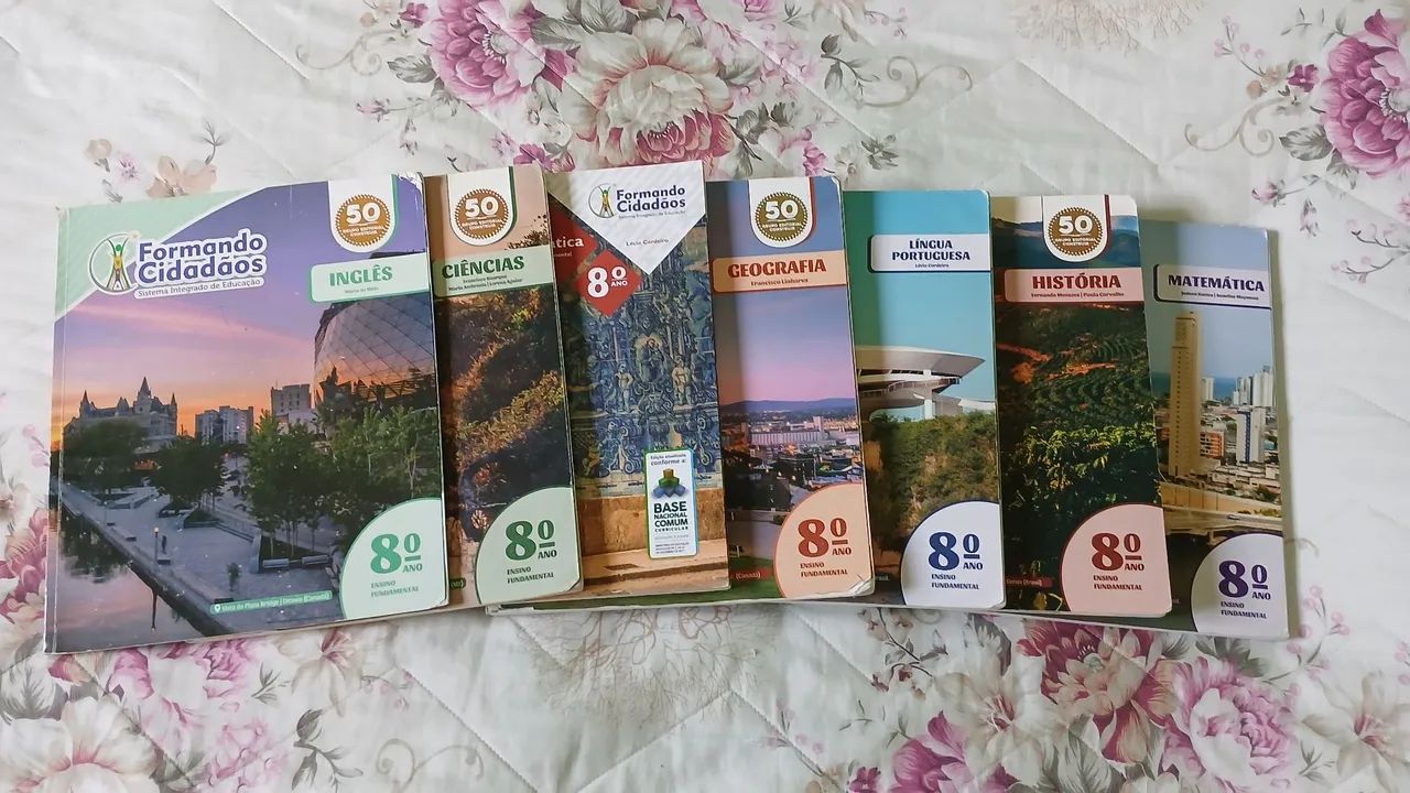 ? LIVROS DO 8º ANO ? PARA VENDER! ? - Foto 2