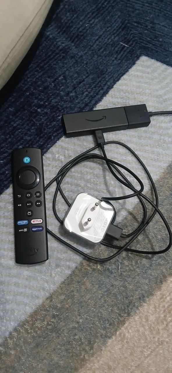 Vende-se um Amazon Firefox tv HD,300,00