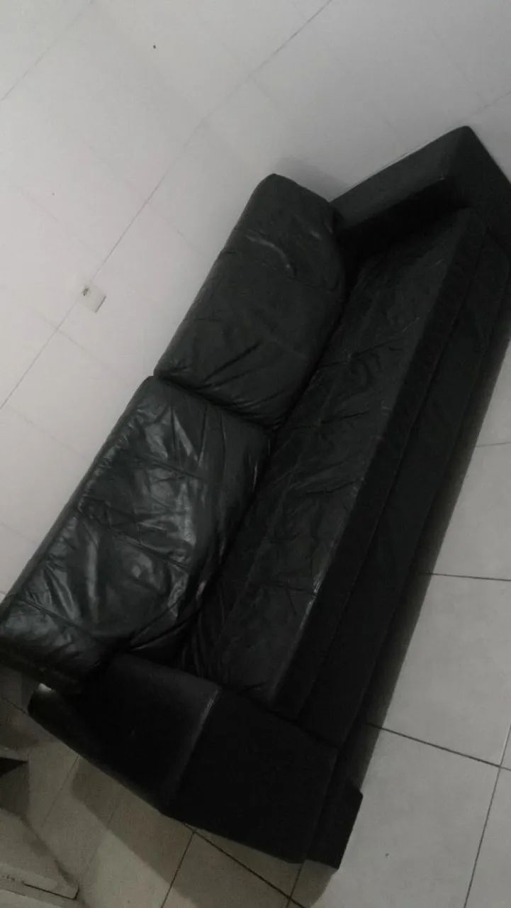 Sofá de 4 lugares couro legítimo. - Foto 2