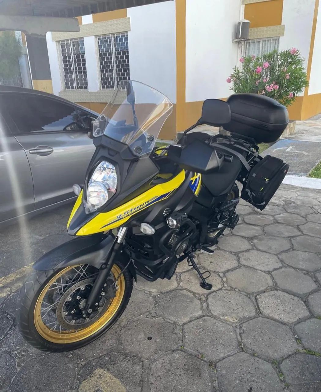 Suzuki v strom xt 650 2024