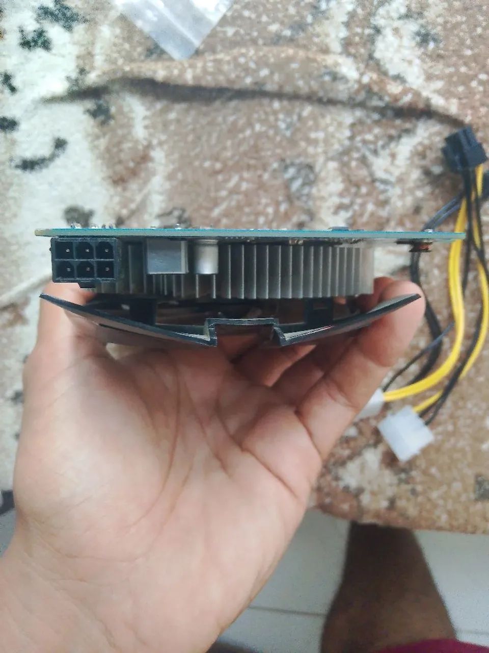 Placa de vídeo GTX 650 de 1 GB muito boa - Foto 3