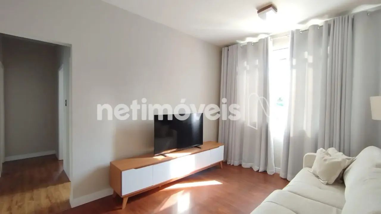 APARTAMENTO MOBILIADO E REFORMADO  2 QUARTOS E VAGA COBERTA - Foto 2
