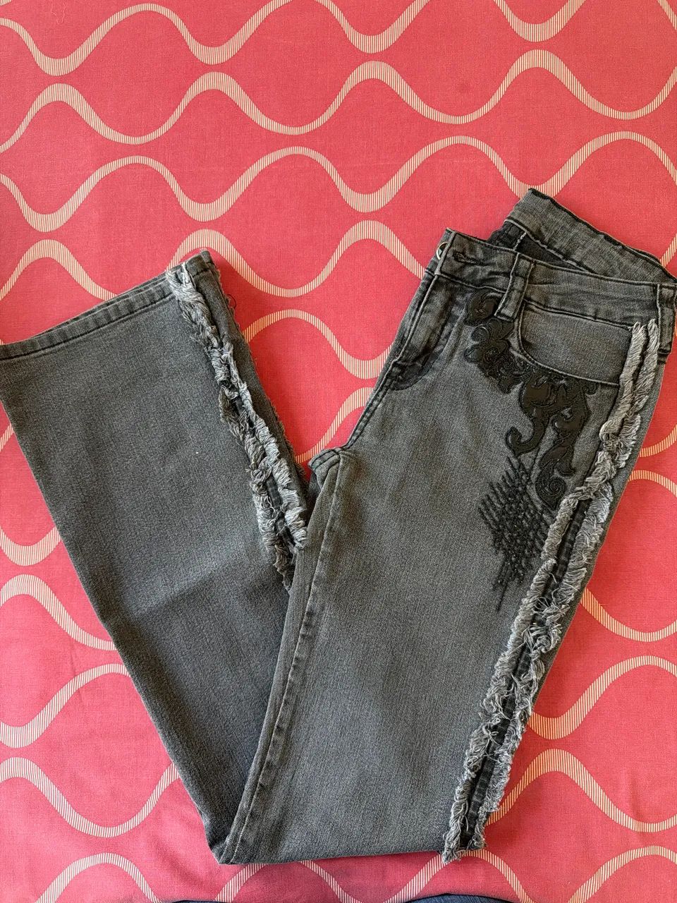 Calça tassa feminina 