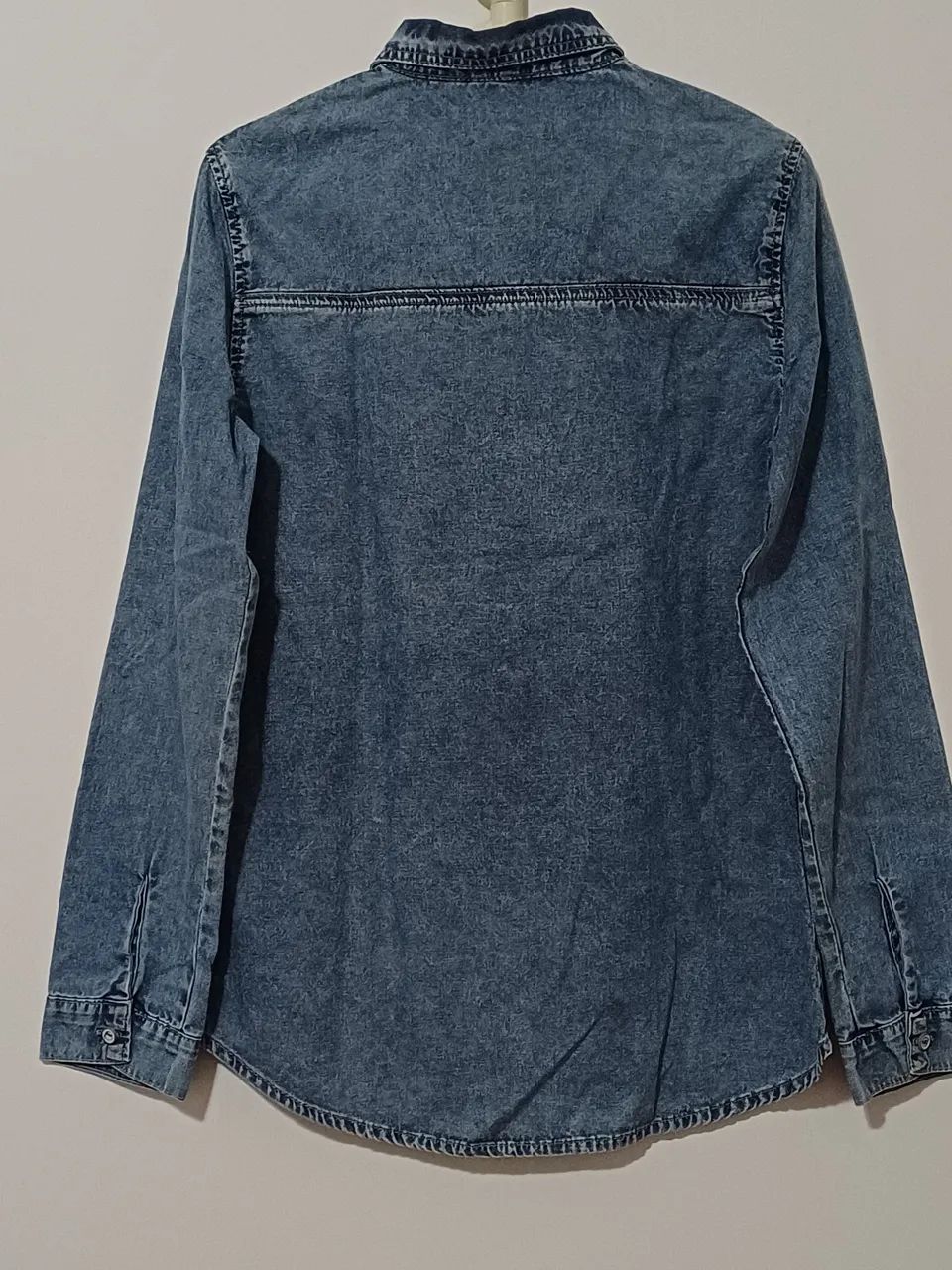 Camisa Jeans Feminina NOVA tamanho PP - Foto 3