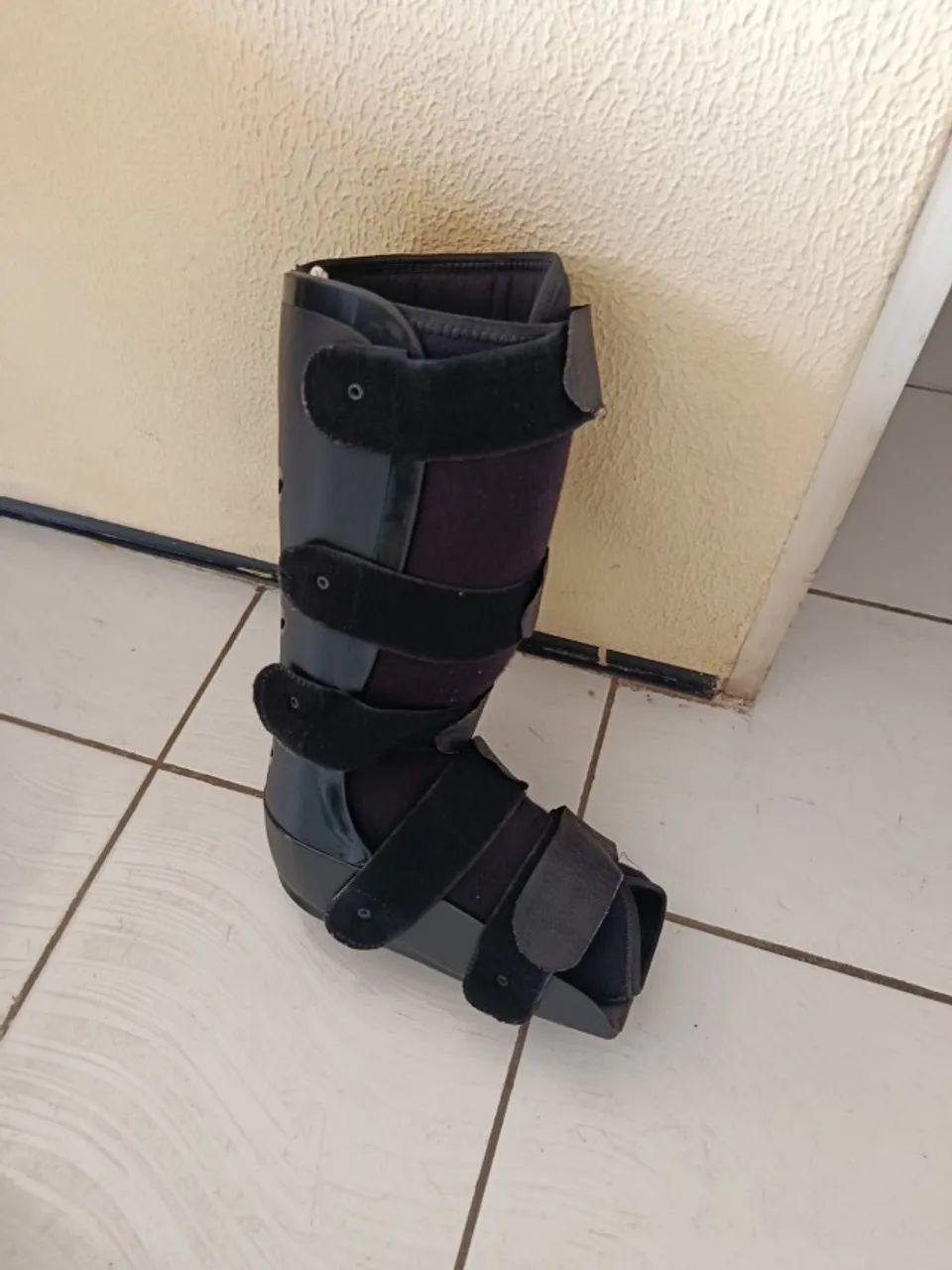 Bota Ortopédica Robocop