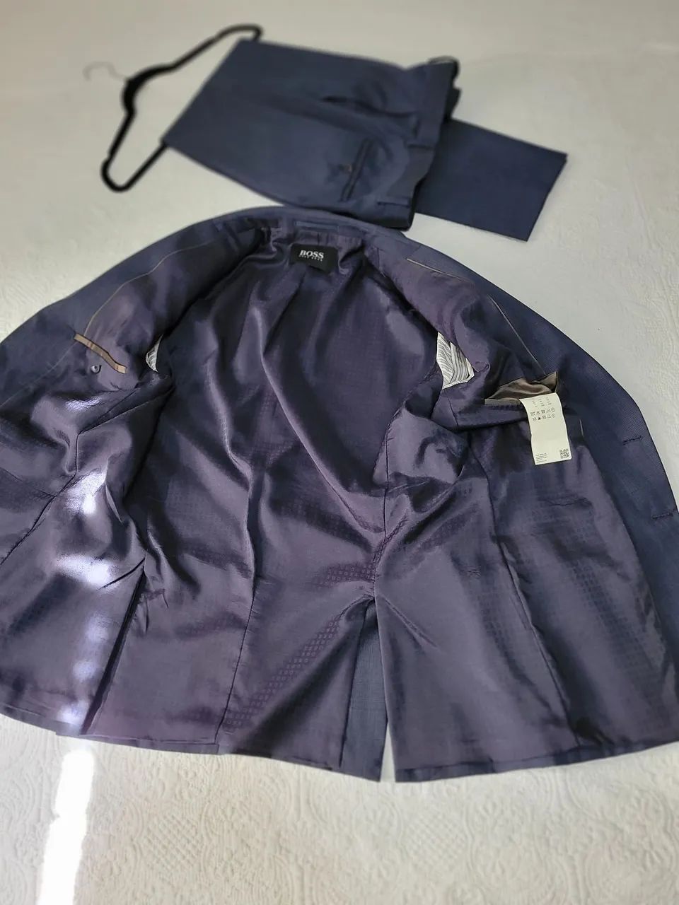 Maravilhoso terno HUGO BOSS  original!! - Foto 4