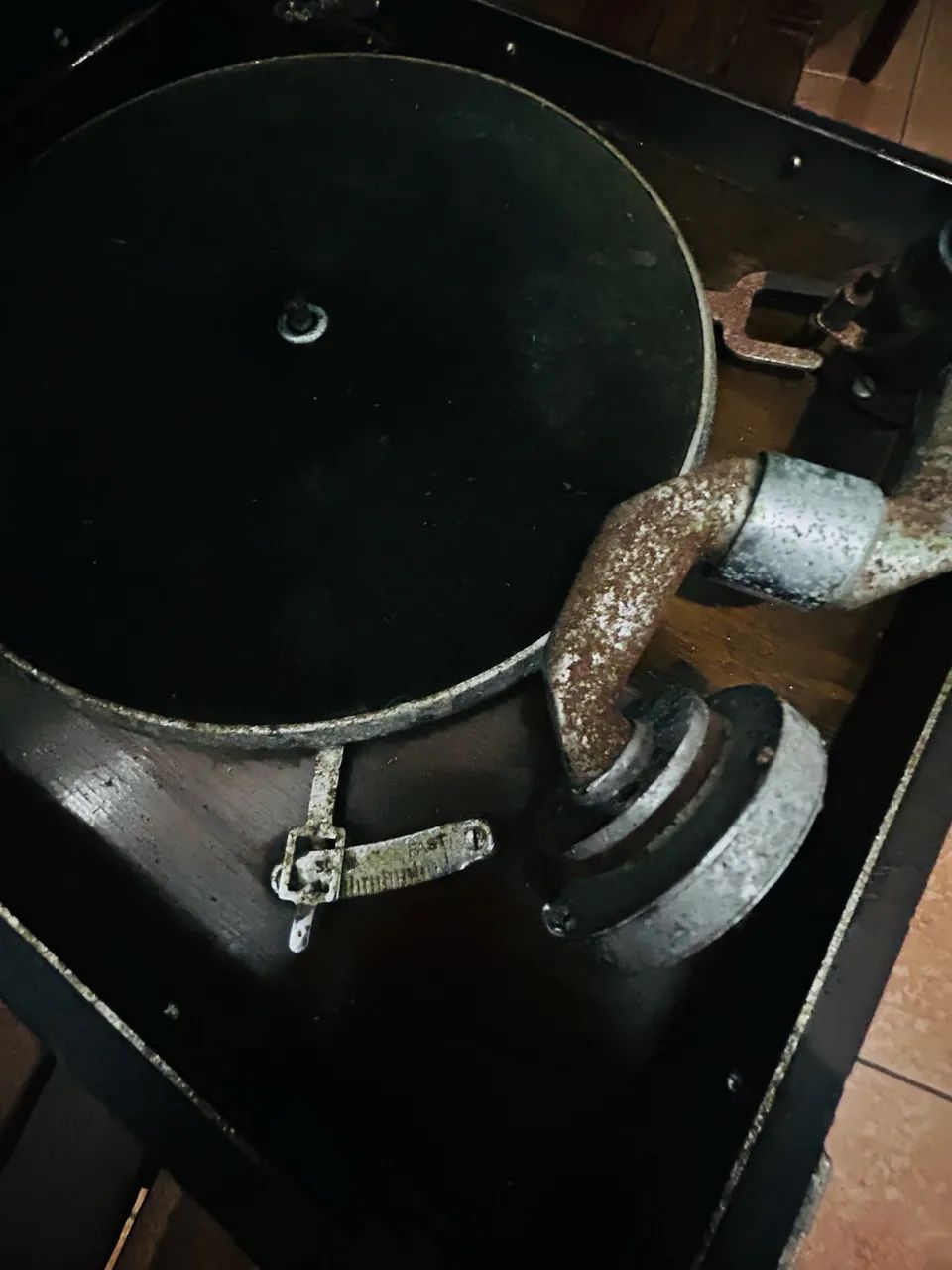 Antiga Gramofola (Gramofone) - Foto 4