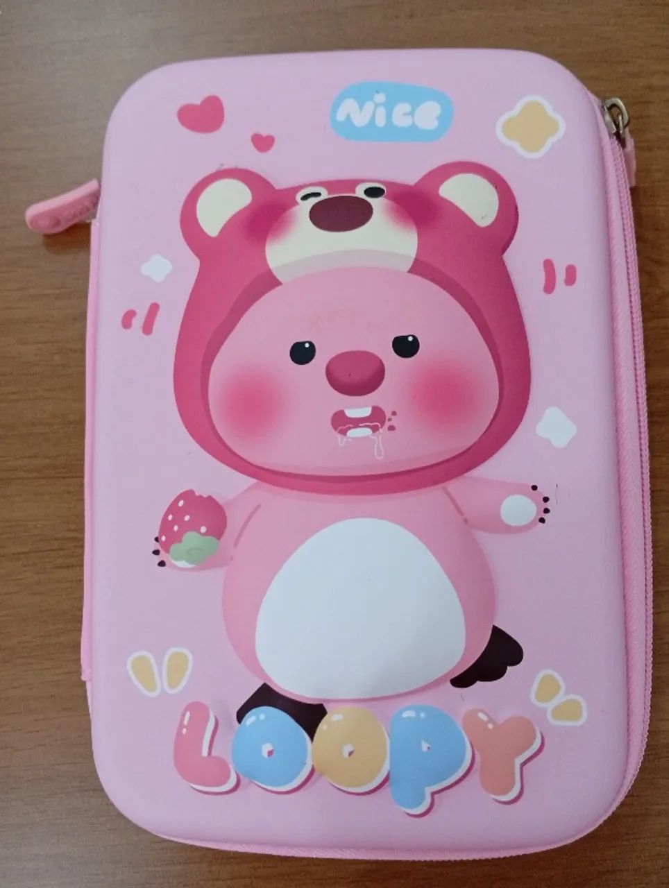 Material Escolar Kit 11 itens Estojo 3D, canetas, lápis, apontador, cola, mini marca texto