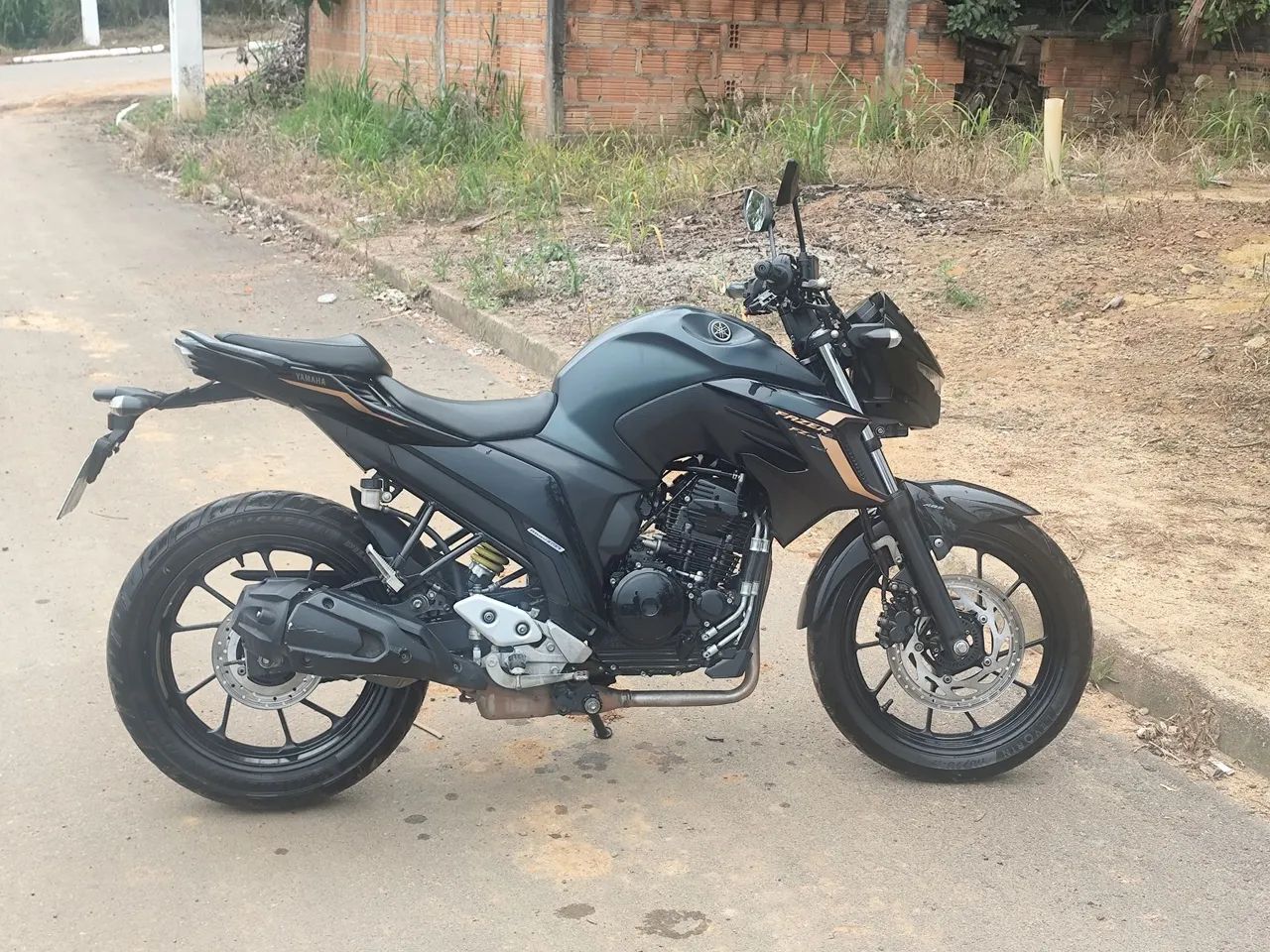 Fz25 - Foto 2