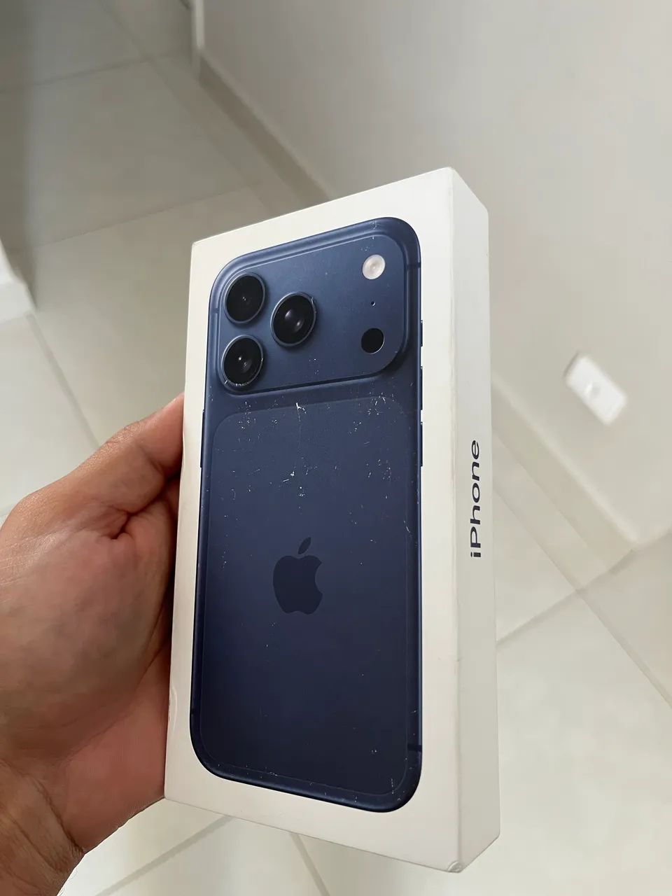 IPHONE 17 PRO 256GB AZUL - LACRADO - Foto 3