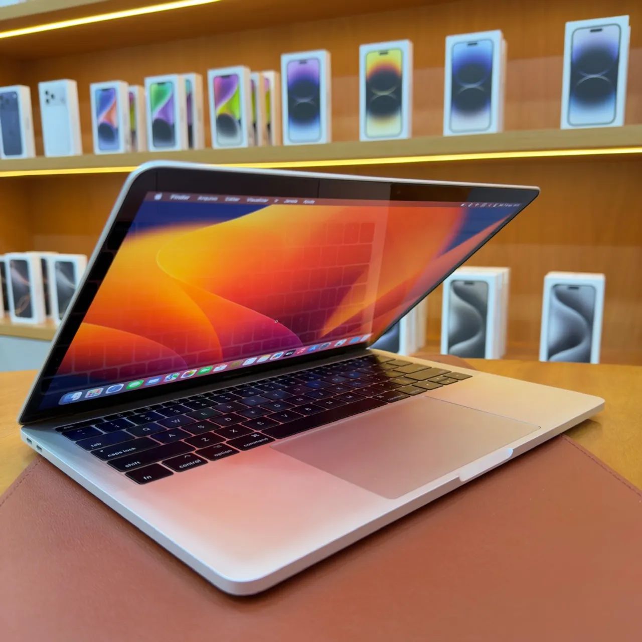 MACBOOK PRO i5 PRATEADO 13 POL. 8GB | 256GB