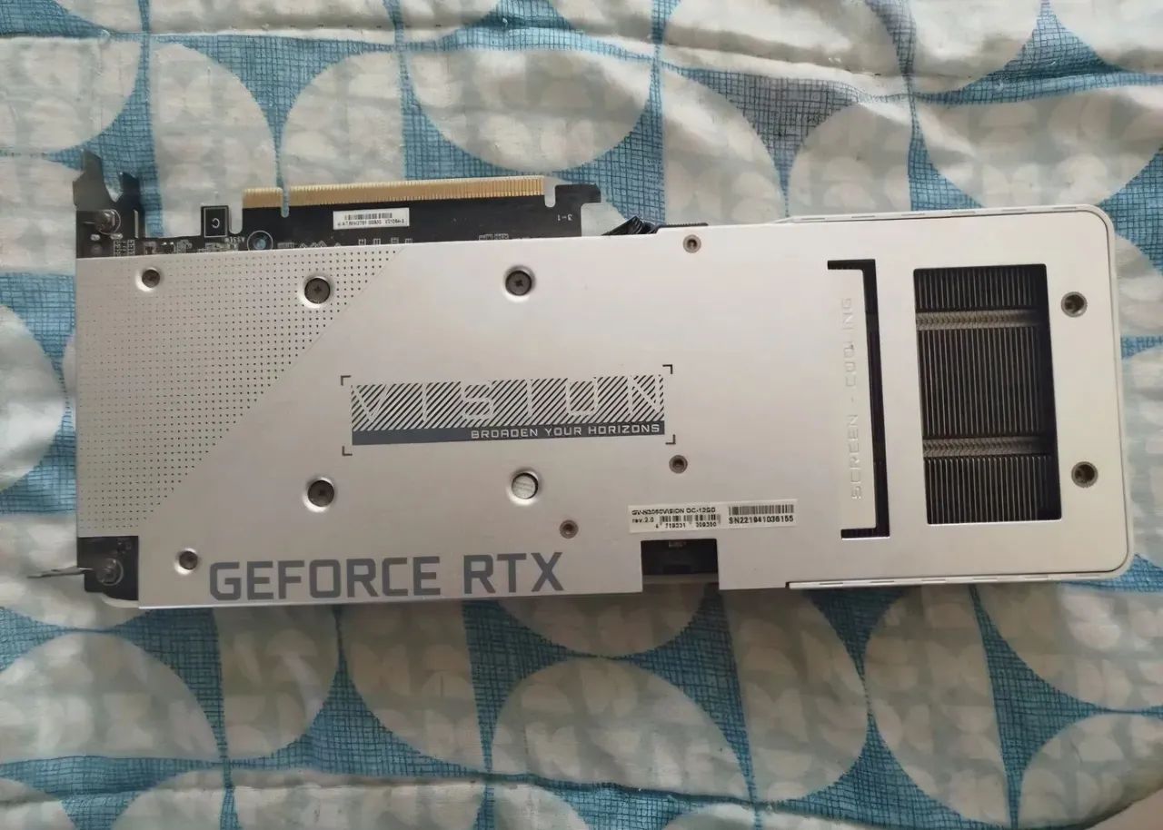 Placa de video RTx 3060 12 Gb  Ram - Foto 2