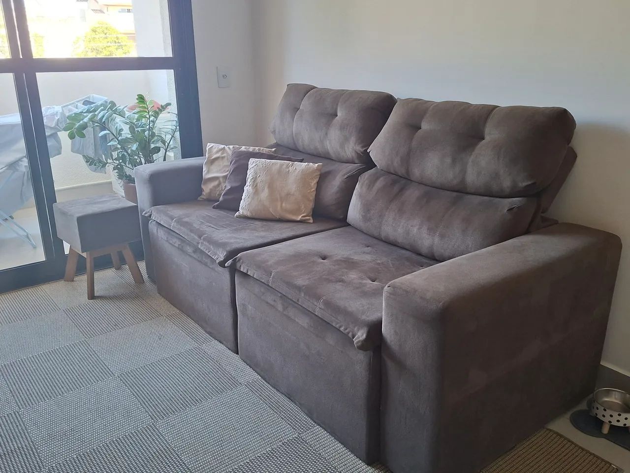 Sofa reclinavel em otimo estado