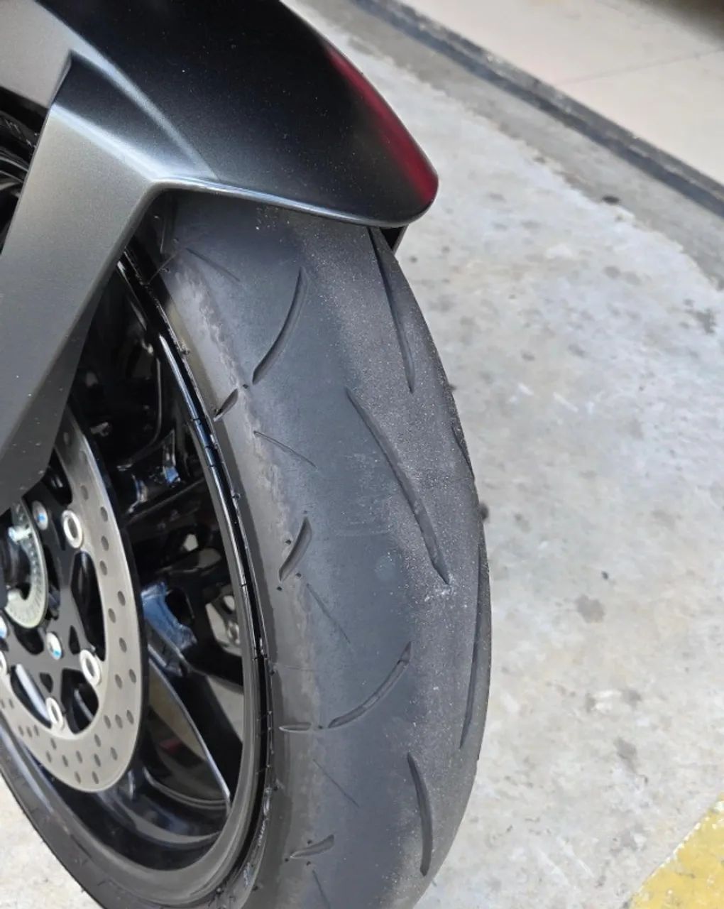SUZUKI GSX 8R - Foto 3