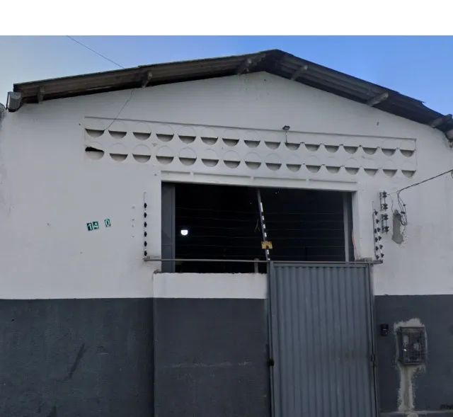 Alugo Galpão, 200 m²