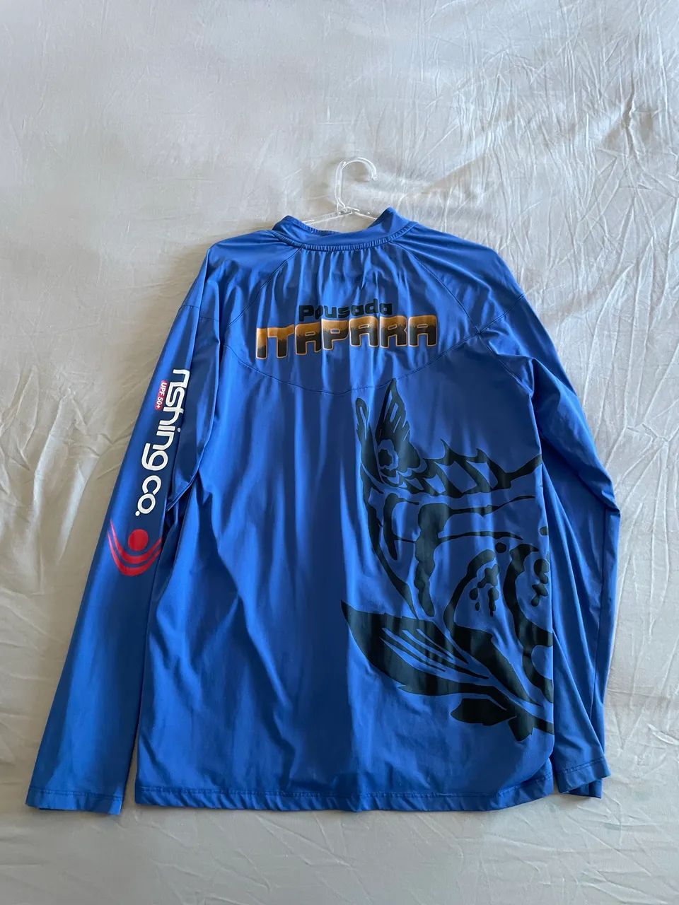 Camisa de pesca semi nova Fshing co. UPF 50+ - Foto 2