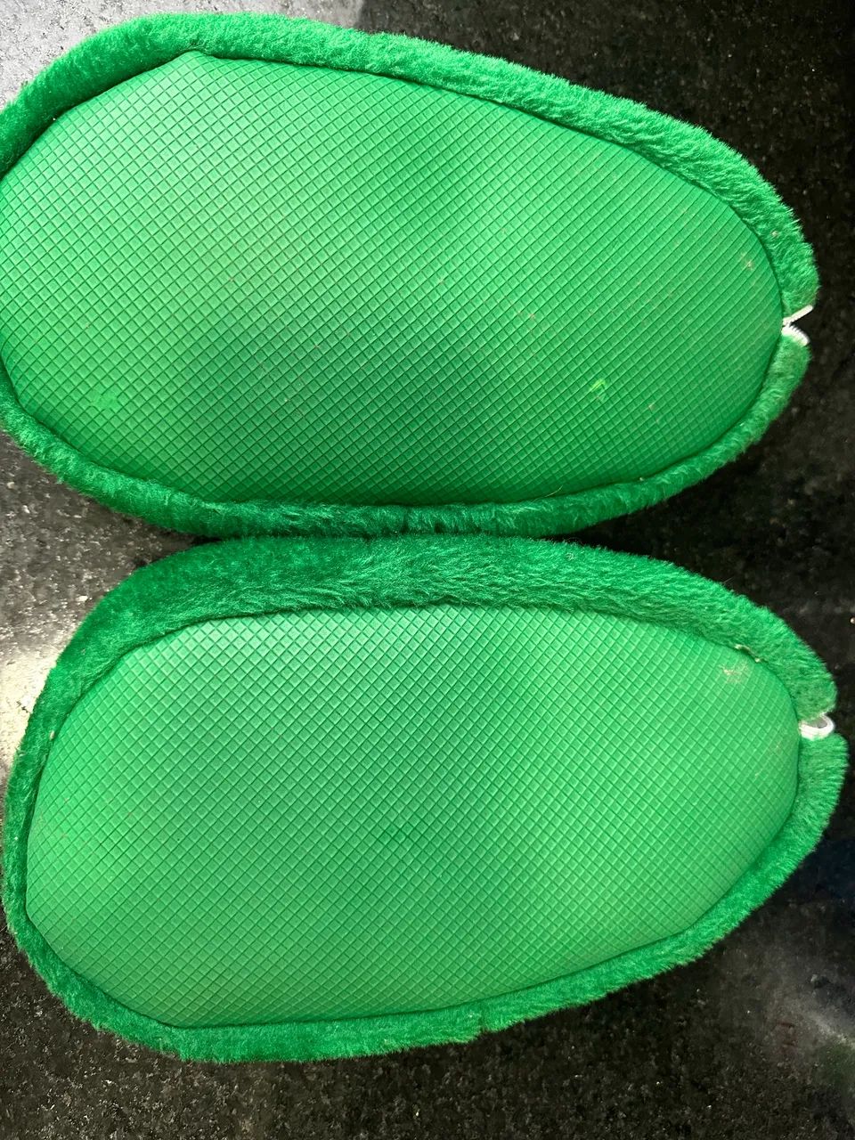 Pantufa Hulk veste 35 até 39 - Foto 2