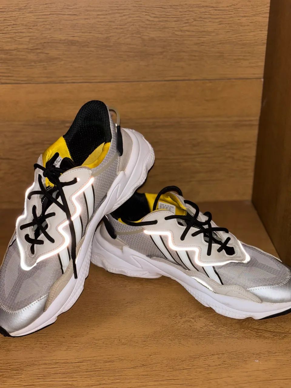 Adidas Ozweego - Branco e Amarelo - 41BR
