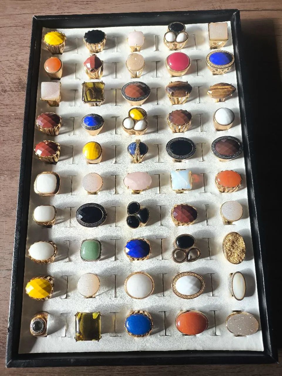 Anéis de pedras variadas cores - Foto 2