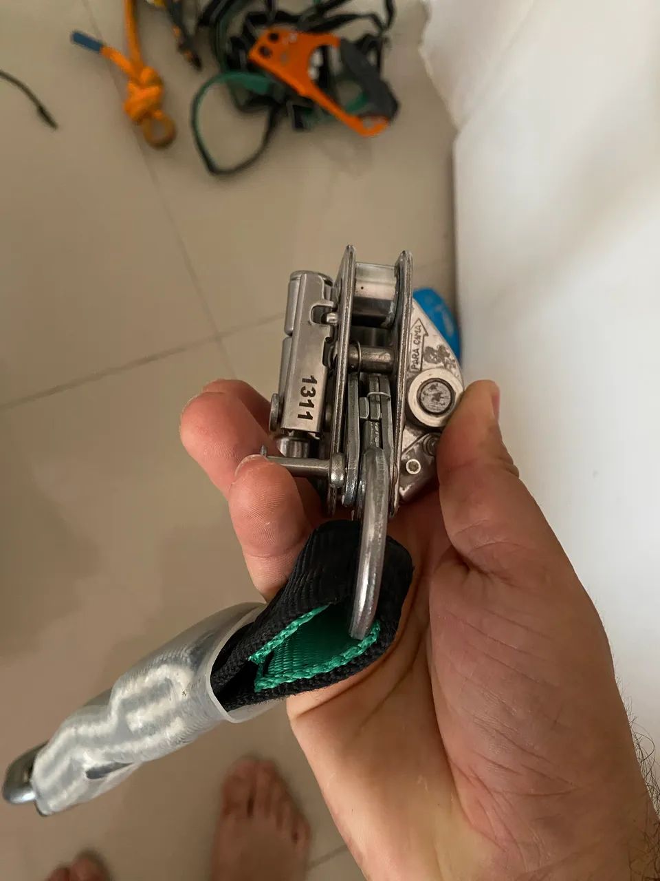 Trava-Queda Guiado Em Linha Flexível Abs - Foto 3