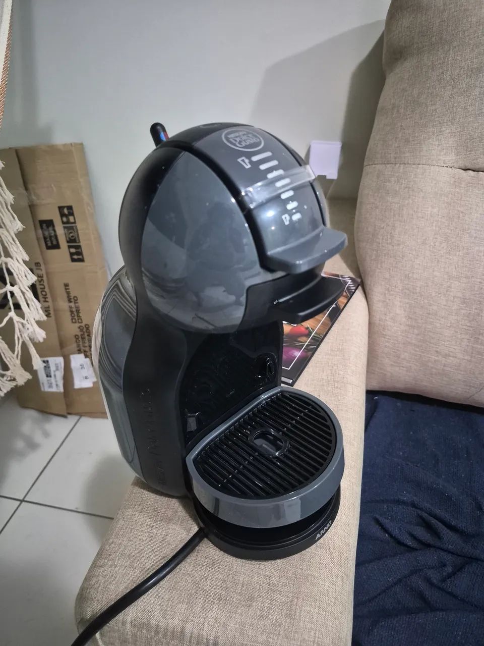 Cafeteira Dolce Gusto novíssima 110v