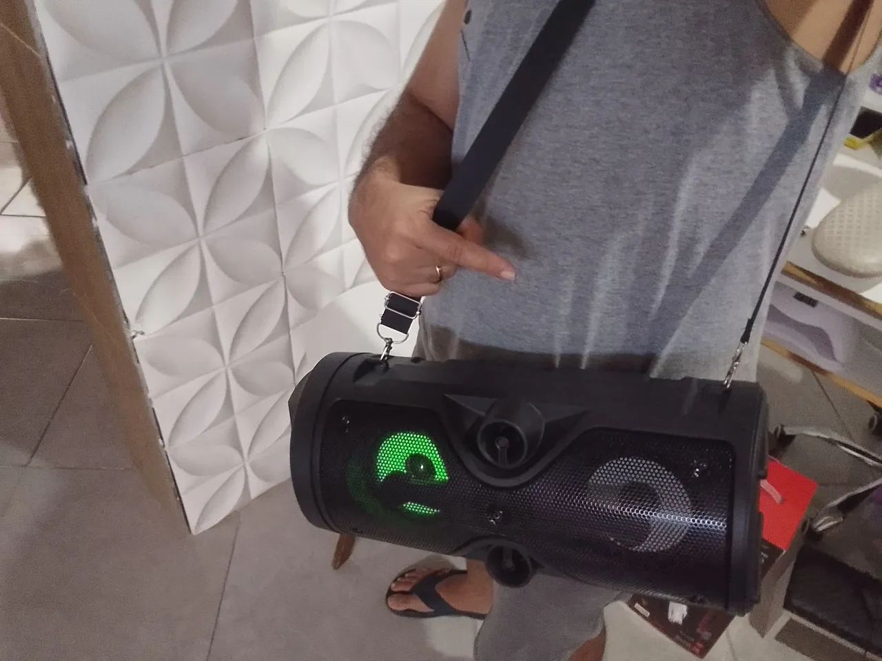 Som com controle,microfone com garantia de 6 meses