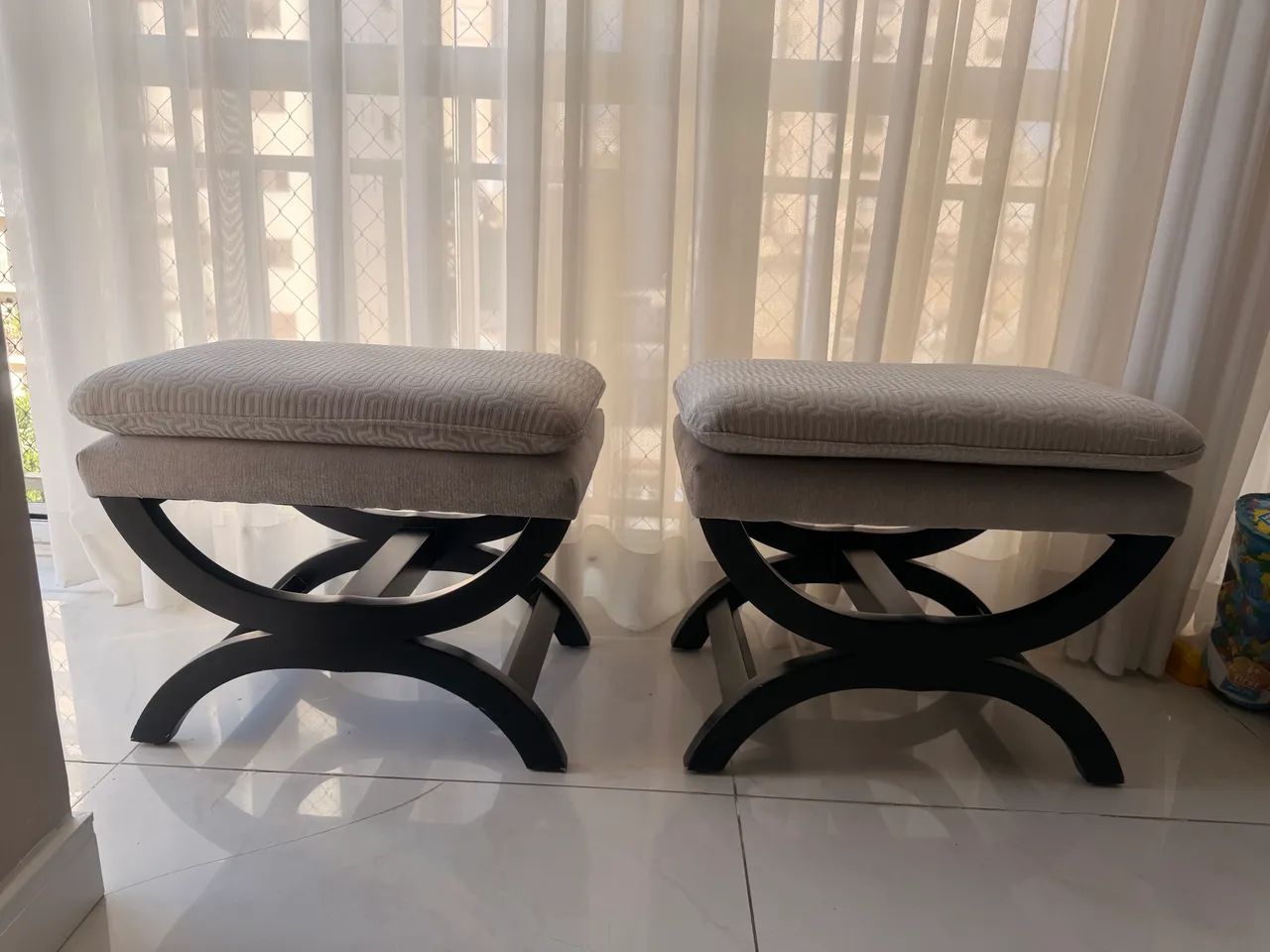 Poltronas Cinza Claro