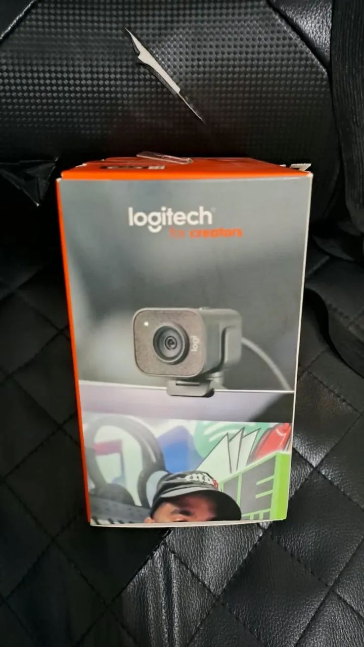 Logitech STREAMCAM PLUS  - Foto 4