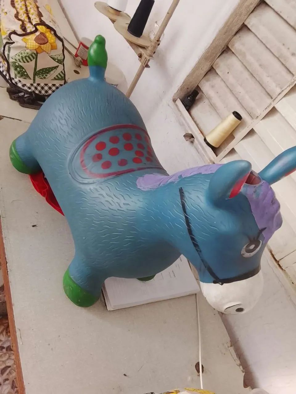 Calavalino de montar pra criança 