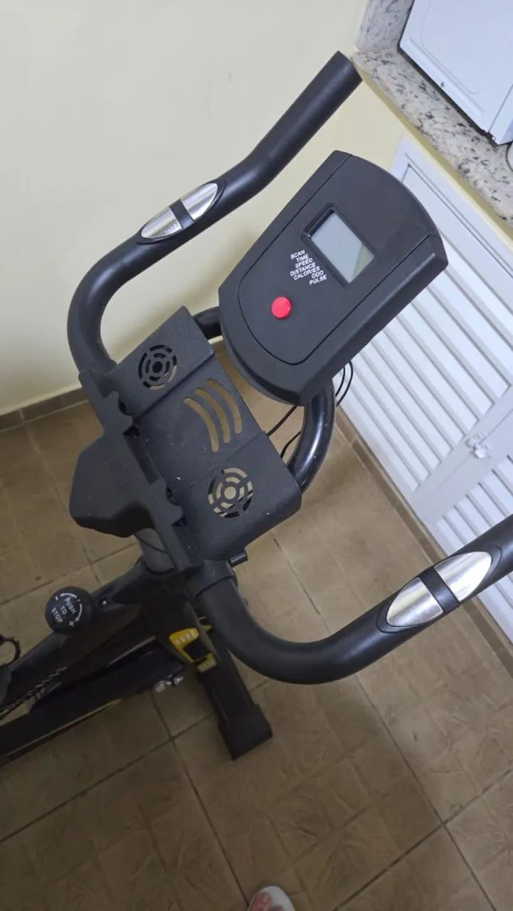 Bicicleta ergometrica  - Foto 4