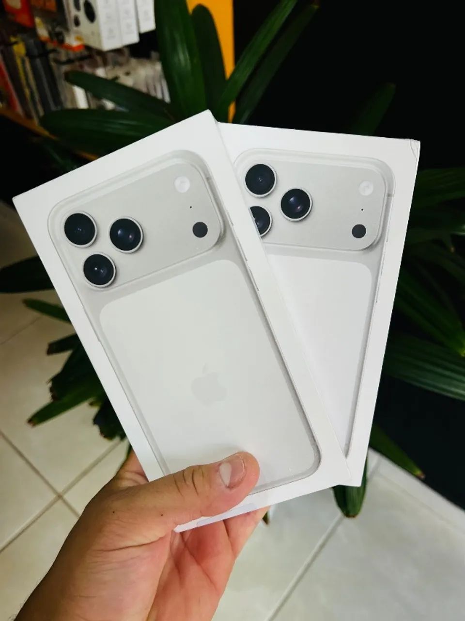 Iphone 17 Pro Max 256gb Silver Novo Lacrado - Foto 2