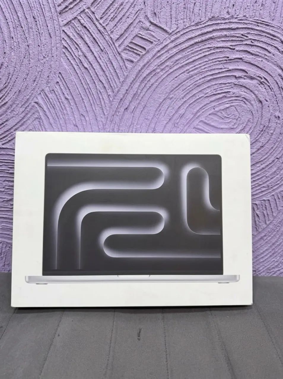 MacBook Pro m5 pro | Lacrado 