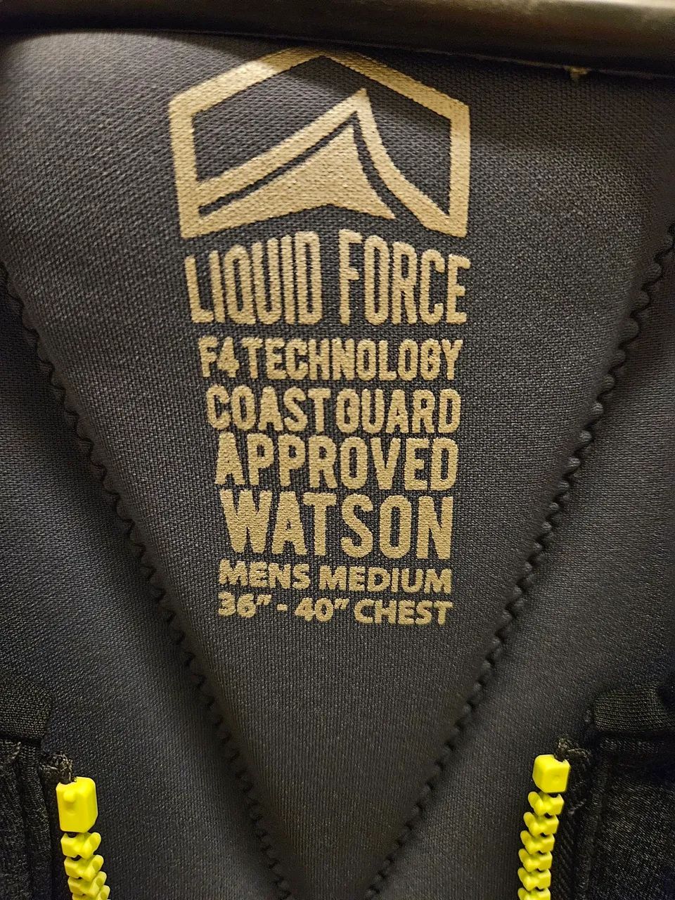 Colete Liquid Force Watson CGA - Tam: M (36"-40") - Foto 3