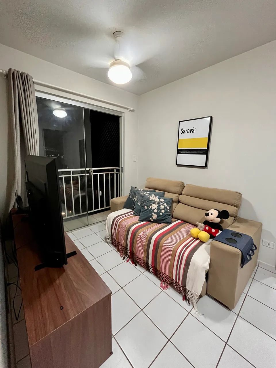 Aluga-se Apartamento Mobiliado - Via Parque
