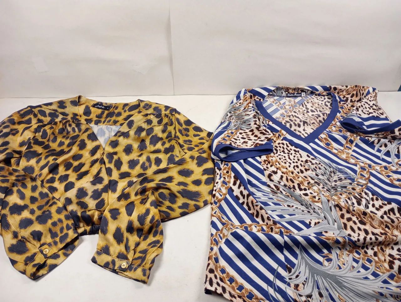 Kit com 6 Camisetas Femininas Tam. P e M