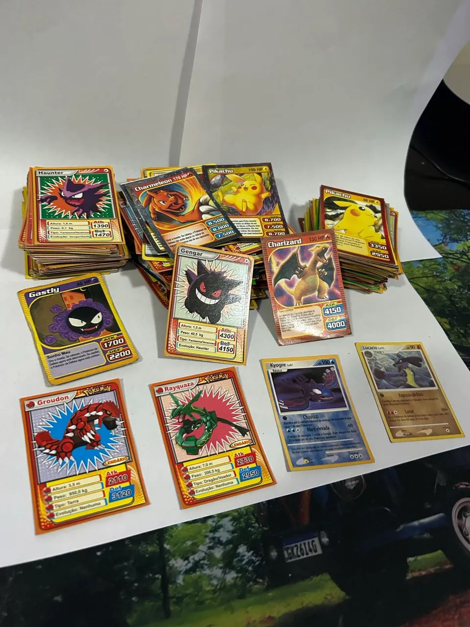 300 cartas de Pokémon antigas 