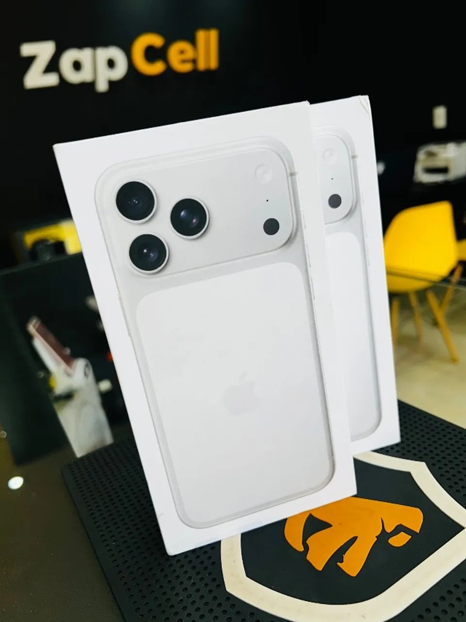 Iphone 17 Pro Max 256gb Silver Novo Lacrado - Foto 3